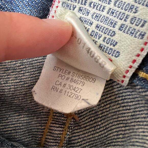 True Religion Bootcut Back Flap Pocket Blue Jeans Size 30 - Picture 11 of 11